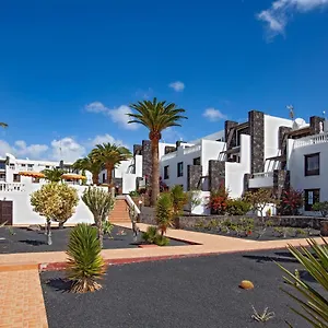 https://apartment-caleton-blanco-central-puerto-del-carmen.in-canary-islands.com