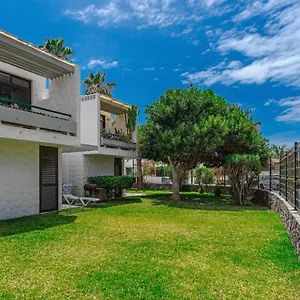 https://cozy-apartments-next-to-the-beach-wifi.in-canary-islands.com